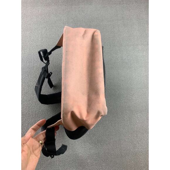 Herschel Backpack Unisex Black Pink Logo Patch Pocket Multi Pocket Zip Closure - Picture 8 of 10